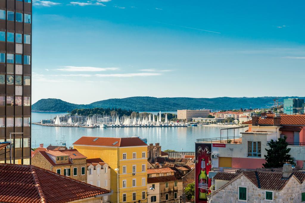 Apartment Kokolo With Sea View Split Exterior foto